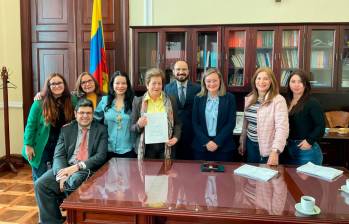 La Ministra de Trabajo, Gloria Inés Ramírez, encabezó la radicación de la reforma laboral este jueves 24 de agosto. FOTO CORTESÍA