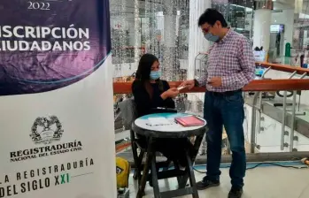 Medellín habilitó puntos de atención en sus principales centros comerciales. FOTO: CORTESÍA REGISTRADURÍA