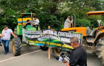 El paro arrocero completa ocho días de bloqueos en Colombia. FOTO CORTESÍA. 