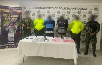 Algunos de los detenidos en la operación de las autoridades. FOTO: Cortesía