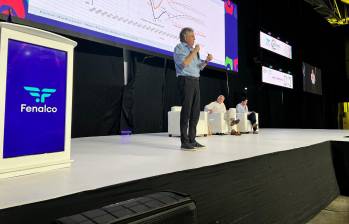 Mauricio Cárdenas, exministro de Hacienda, durante su intervención en el Congreso Fenalco 2024. FOTO CORTESÍA FENALCO