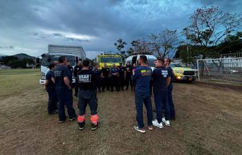 Bomberos de Medellín regresaron a la capital antioqueña tras apoyar las labores de rescate y atención de emergencias en Quibdó, Pereira y Cali. FOTO tomada de X