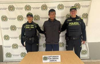 EL hombre capturado es acusado de delitos como extorsión, amenaza, fabricación, tráfico y porte de armas de fuego, acto sexual violento y tentativa de homicidio. Foto: Cortesía