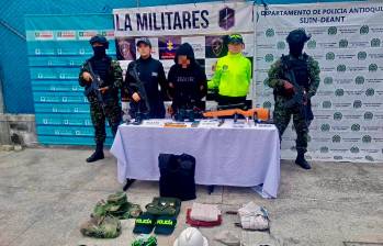 Una persona fue capturada por las autoridades durante el procedimiento policial. Foto: Cortesía.