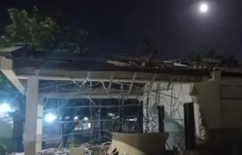 Así quedaron algunas instalaciones del Batallón de Riohacha tras ataque con explosivos. Foto: redes