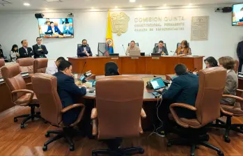 La Comisión Quinta de la Cámara de Representantes debate el proyecto de ley que busca reformar las tarifas de energía. FOTO CORTESÍA CÁMARA DE REPRESENTANTES. 