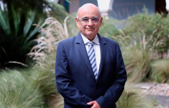 El rector José Ismael Peña se posesionó en el cargo el jueves 19 de febrero, mientras en las sedes de Medellín y Bogotá entraron en paro. FOTO CORTESÍA UNIVERSIDAD NACIONAL