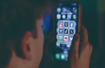 lLa adicción a las redes sociales entre los jóvenes aumentó del 7% al 11% a nivel global entre 2018 y 2022. FOTO: Getty.