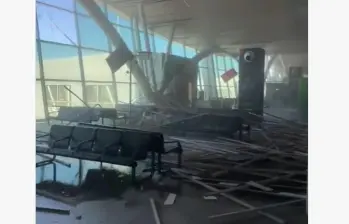 Sismo de 7,4 deja graves daños en aeropuertos de Colombia: Pereira, entre los afectados. FOTO: Tomado de video.