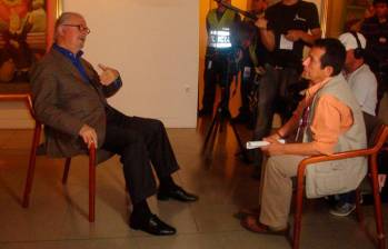 El maestro Fernando Botero atendió varias entrevistas del director de televisión. Foto: Cortesía,