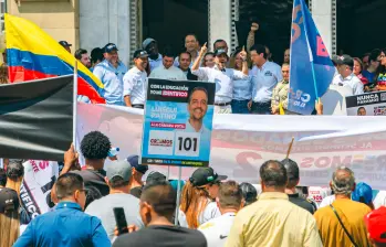 Evento político de Creemos y Abelardo de la Espriella, realizado el pasado miércoles en la Plaza Botero. FOTO CAMILO SUÁREZ