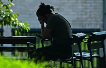 En Medellín, los Parques Biblioteca, como el ubicado en Belén, se han convertido en más que espacios culturales. También brindan orientación a mujeres que enfrentan situaciones difíciles. FOTO Manuel Saldarriaga. 