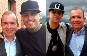 Álvaro Picón al lado de Nicky Jam y J Álvarez, dos de las grandes figuras del reguetón que tuvieron su despegar de la mano de Codiscos. FOTO Cortesia