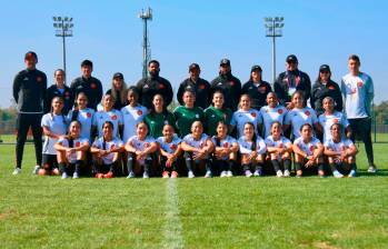 Todo el plantel de la Selección Colombia Sub-17 Femenina está listo para el debut en Marruecos. FOTO FCF