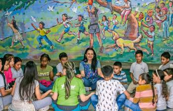 Serán mínimo tres jornadas de “Historia Patria e instituciones republicanas” al año en las que harán talleres, charlas, foros y conversatorios sobre la historia del país y la ciudad. FOTO: Julio César Herrera