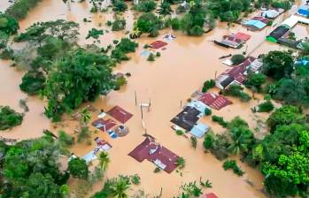 Fuertes inundaciones en el departamento de Córdoba. FOTO: Captura de video