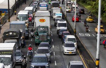 Foto de referencia de un trancón en la autopista Medellín-Bogotá. Foto: Julio César Herrera Echeverri