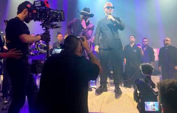 Imagen del momento de la grabación del video del tema Gafas negras, de Maluma y J Balvin. FOTO Cortesía