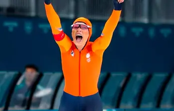 Jutta Leerdam, de 27 años de edad, evidencia con gratos resultados lo que promueve en sus redes sociales, en las que constantemente habla del esfuerzo, la constancia y la importancia de perseguir metas deportivas. FOTO INSTAGRAM J. LEERDAM