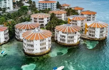 El Hotel Aquarium es operado por Decameron desde 1998, aunque la propiedad del inmueble pertenece a un tercero y actualmente está bajo el control de la Sociedad de Activos Especiales (SAE). FOTO: Cortesía La República