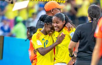 Linda Caicedo y Mary José Álvarez, son dos de las jugadoras destacadas de Colombia junto a Maithé López y la arquera Luisa Agudelo, claves en el invicto tricolor. FOTO juan antonio sánchez 