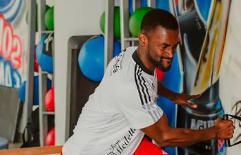 Jackson Martínez debutó como futbolista profesional con el DIM el 3 de octubre del 2004 –ese día cumplía años 18 años–. FOTO @DIM_Oficial