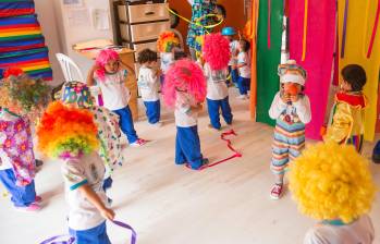 La alcaldía de Federico Gutiérrez implementó el programa Buen Comienzo 365, en el que se atiende a los niños todos los días del año, no hay vacaciones. FOTO Manuel Saldarriaga