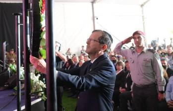 El ataque dejó unas 1.200 personas muertas y 251 rehenes israelíes trasladados a Gaza en 2023 en Gaza. FOTO: Tomado de X: @Isaac_Herzog