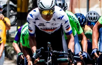Alejandro Osorio corrió con inteligencia y en la subida final hacia El Volador, de 2 km, hizo la diferencia ante sus oponentes. FOTO JULIO CÉSAR HERRERA