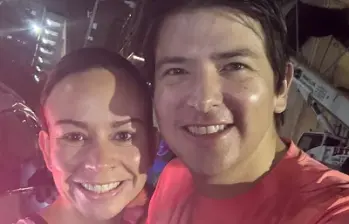 María Claudia Tarazona compartió esta imagen junto a Miguel Uribe en medio de su mensaje de gratitud y esperanza. Imagen tomada del Instagram personal de María Claudia Tarazona. 
