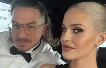 Sid Wilson y Kelly Osbourne se comprometieron el 5 de julio, durante el concierto de despedida de Ozzy Osbourne en Inglaterra. Imagen tomada de, Instagram personal de Kelly Osbourne.