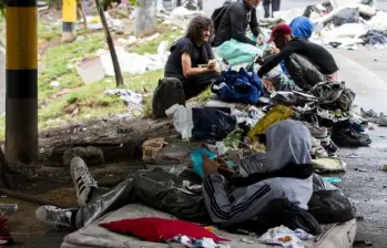 El habitante de calle fue sorprendido mientras dormía en el Centro de Medellín. FOTO DE REFERENCIA: Manuel Saldarriaga Quintero