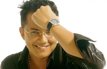 Charlie Zaa, cantante de boleros, es señalado por la Fiscalía como presunto testaferro del Bloque Tolima. Imagen tomada de, Colprensa. 