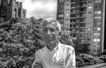 Francisco de Roux, sacerdote jesuita, fue el presidente de la Comisión de la Verdad, organismo que investigó las razones del conflicto armado en Colombia después de la paz que el Estado firmó con las Farc en 2016. Foto: El Colombiano.