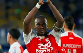 Hugo Rodallega es uno de los grandes referentes que tiene el fútbol colombiano en la actualidad y, contrario a lo que muchos pensaban, se mantiene vigente con sus goles; aún no contempla el retiro. FOTO GETTY