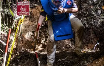 Descripción: Batallón de Ingenieros de Desminado Humanitario del Ejército Nacional. Lugar: Vereda El Oso del Municipio de Granada. Fecha de evento: 02/07/2025. Foto: Julio César Herrera Echeverri.