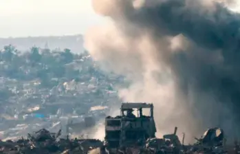 Muy pocos edificios quedan en pie en la Franja de Gaza, por culpa de los ataques de Israel. FOTO: AFP