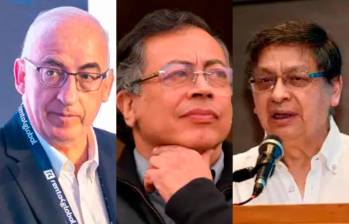 De izquierda a derecha: Leonardo Villar, Gustavo Petro, Jorge Ibánez. Foto Presidencia y Cortesía. 