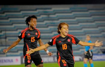 Gabriela Rodríguez (10) se consolida como goleadora de Colombia y del Sudamericano con 5 tantos; iguala a Mariana Barreto. FOTO cortesía fcf