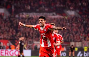 Luis Díaz puso el 2-0 a favor del Bayern de Múnich en la semifinal de la Copa de Alemania ante el Leverkusen. FOTO @FCBayern