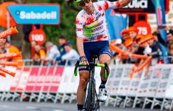 El sudafricano Louis Meintjes fue el ganador de la cuarta etapa de la Vuelta al país Vasco. FOTO @IntermarcheW