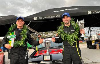 Miguel Pajón (derecha) hizo también una gran dupla con el paisa Miguel Pérez para ganar el mes pasado el TC 2.000. FOTO CORTESÍA