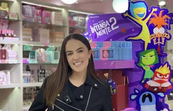 Camila Orrego, fundadora de la marca Trendy Shop Maquillaje. FOTO: Tomada de redes sociales.
