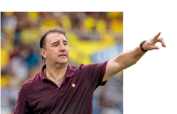 El futuro de Néstor Lorenzo solo se decidirá después del Mundial. Una buena presentación podría asegurarle la continuidad en Colombia. Sin embargo, también podría elegir otro rumbo. FOTO Juan Antonio Sánchez 