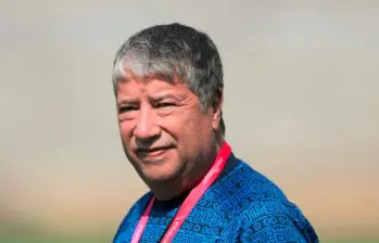 El técnico Hernán Darío Gómez respondió a las críticas de los salvadoreños. FOTO @FESFUT_OFICIAL