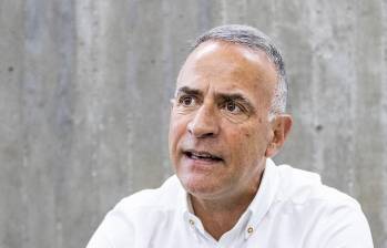 El general (r) Luis Eduardo Martínez Guzmán, secretario de Seguridad de Antioquia, reconoce que la lucha contra el Clan del Golfo se hace cada vez más complicada. FOTO: JAIME PÉREZ