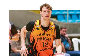 Simón Andrew Hunt Ramírez, el alero colomboamericano que quiere brillar en Paisas y defender los colores del país. FOTO manuel saldarriaga 
