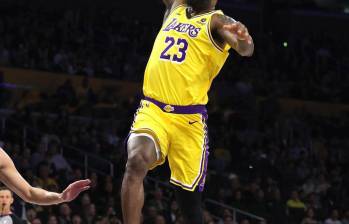 La estrella del baloncesto estadounidense LeBron James, que tiene 30 años, se mantiene vigente y es uno de los líderes de Los Ángeles Lakers, una de las franquicias más importantes de la NBA. FOTO: TOMADA DEL INSTAGRAM DE @kingjames