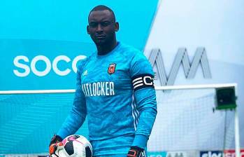 George Desmond Kamurasi es el capitán, ídolo y referente del SE Dons, de la novena división de Inglaterra. Su equipo participa esta temporada, por primera vez, en la FA Cup y logró superar la primera ronda. FOTO cortesía