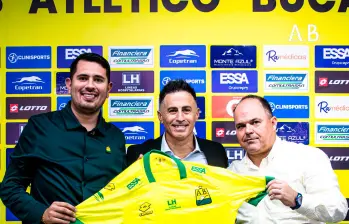 Pablo Peirano en su presentación como estratega del Bucaramanga. FOTO: X ABUCARAMANGA